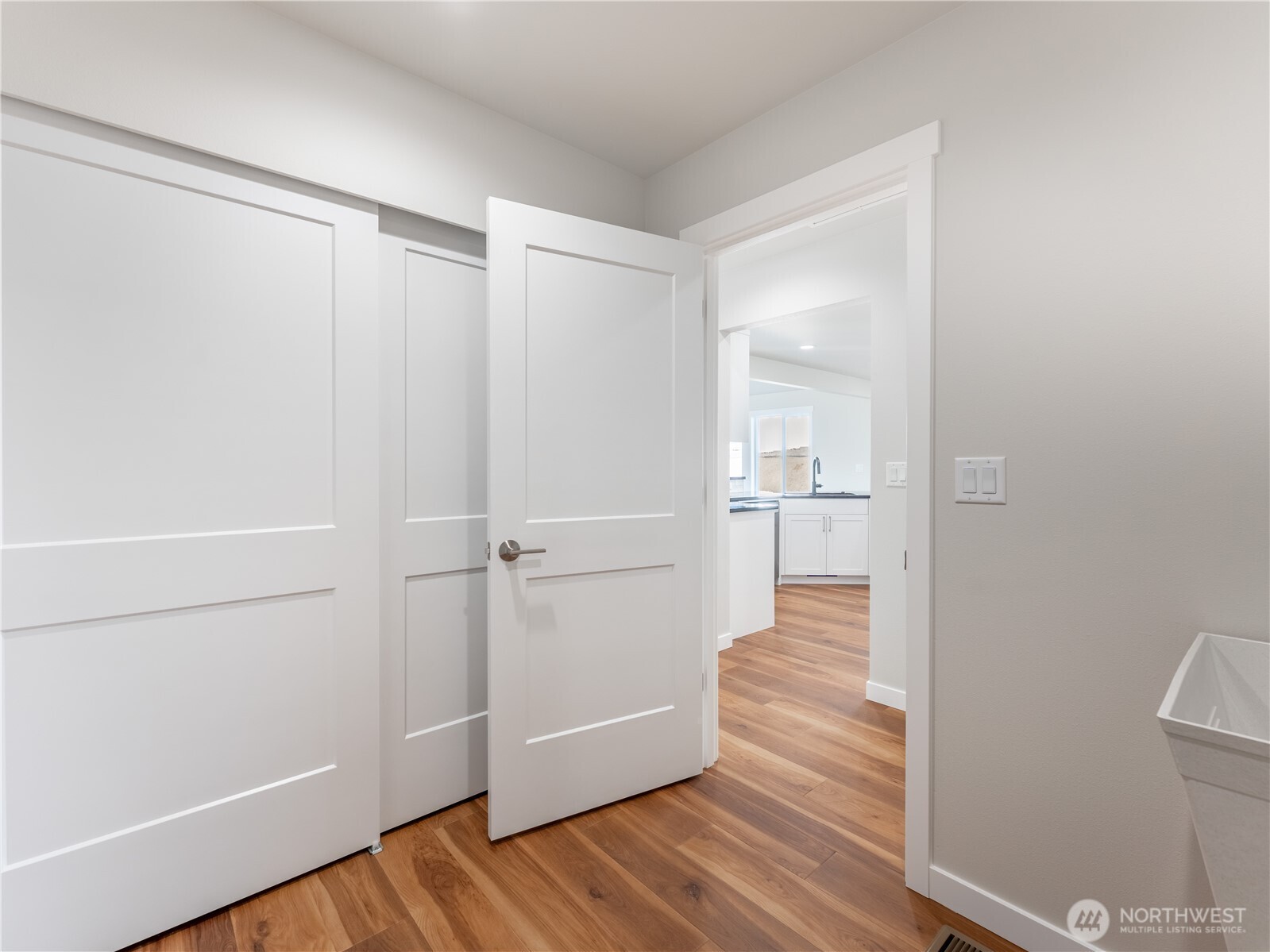 861 North Newport Loop East Wenatchee, WA 98802 - Photo 24 of 33