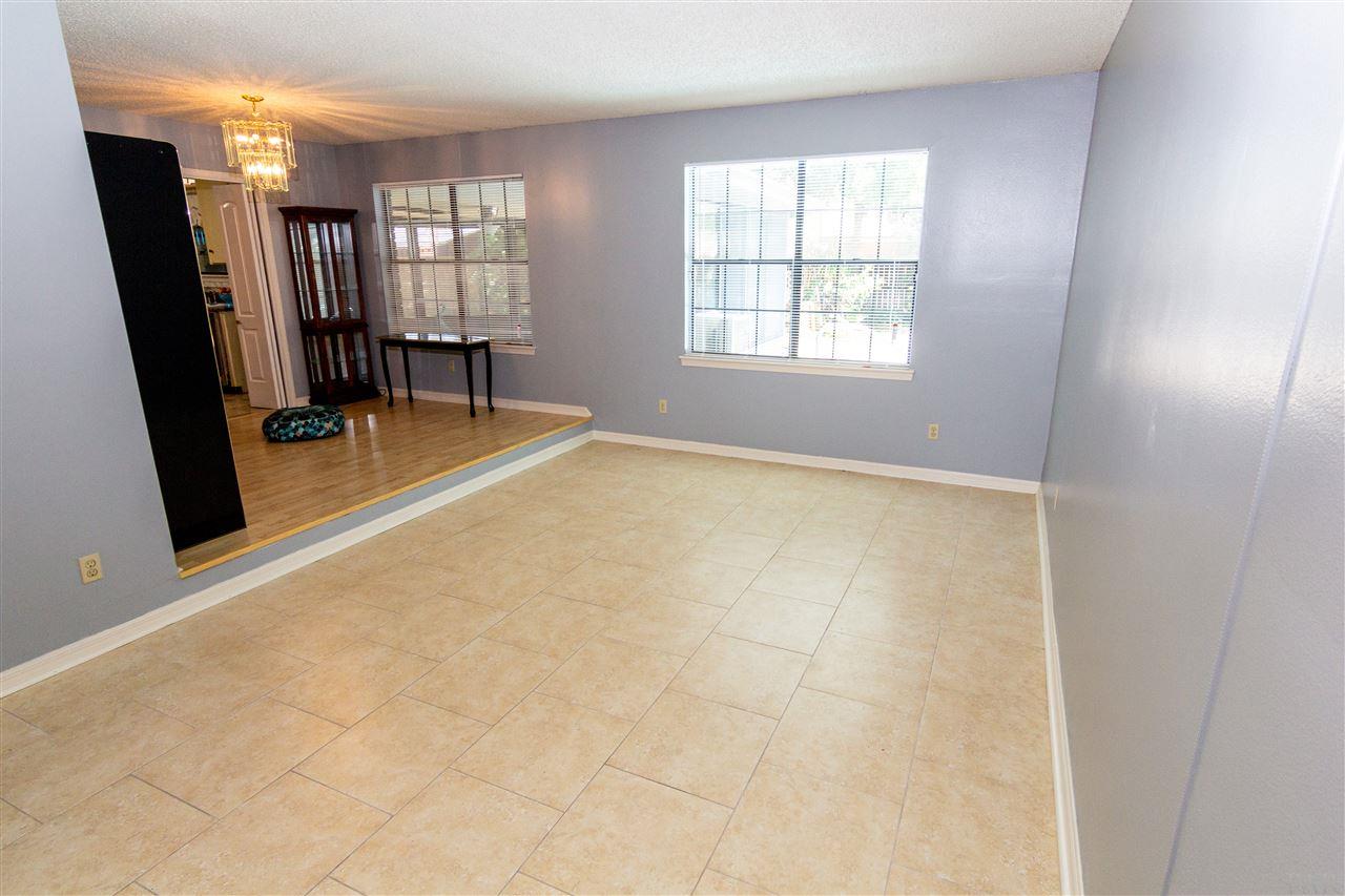 4280 April Road Pensacola, FL 32504 - Photo 5 of 40 Gallery Image 5