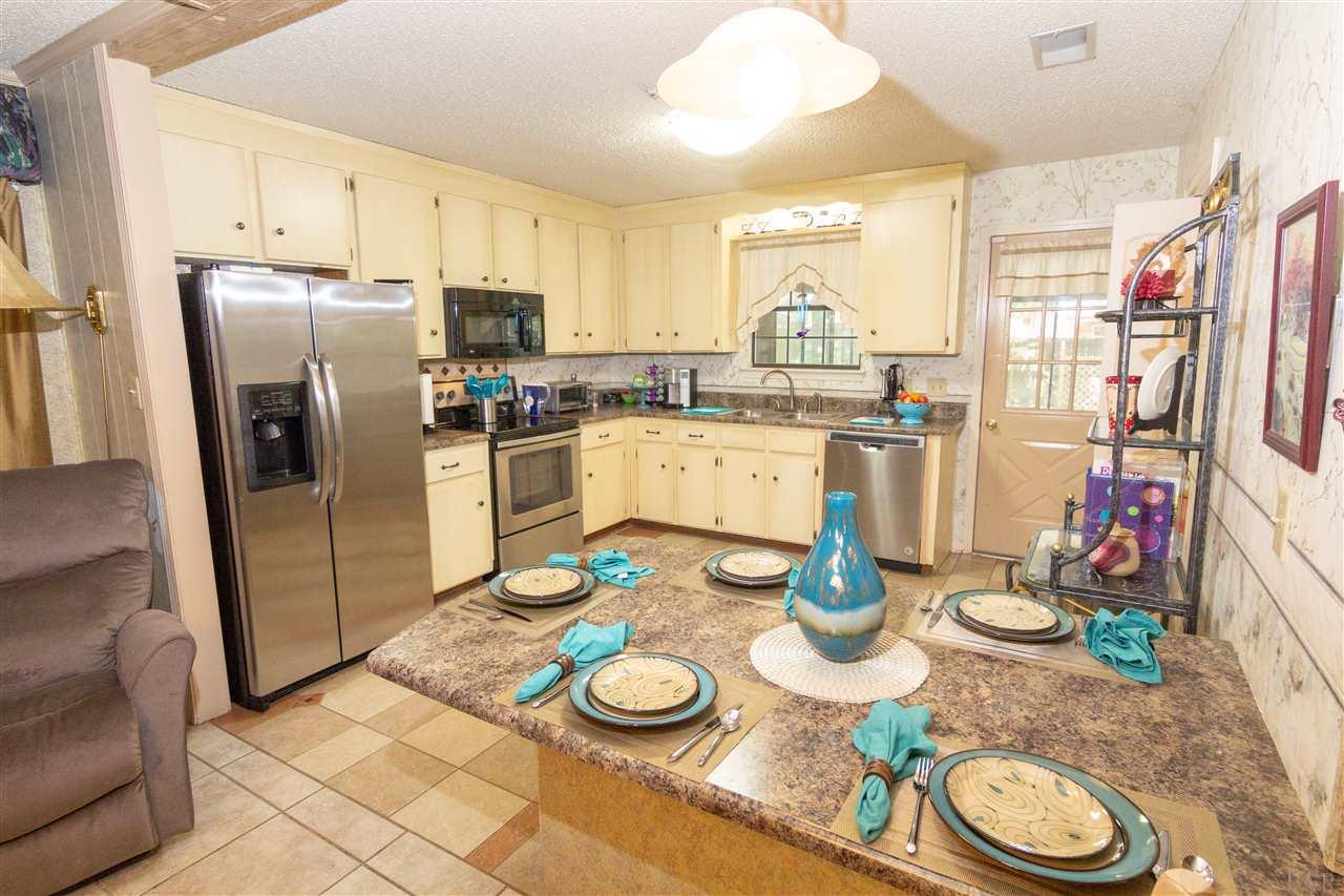 4280 April Road Pensacola, FL 32504 - Photo 8 of 40 Gallery Image 8