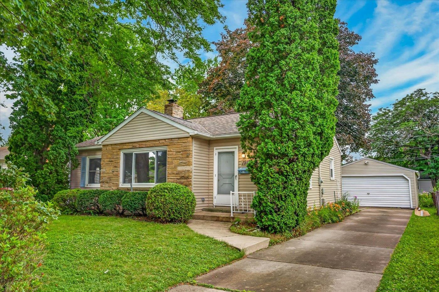1917 Manley Street Madison, WI 53704 - Photo 33 of 33