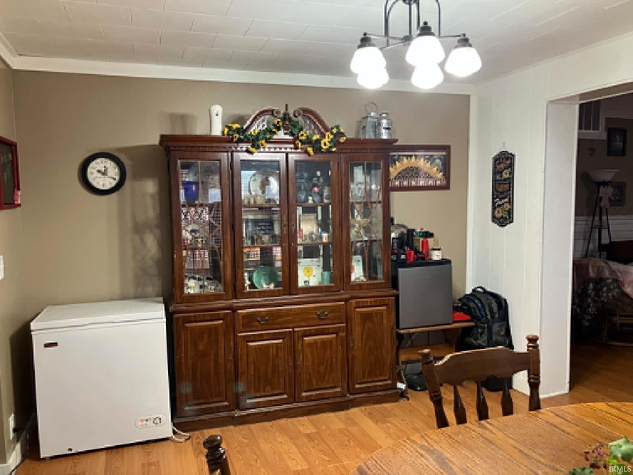 228 East Commerce Street Dunkirk, IN 47336 - Photo 5 of 33