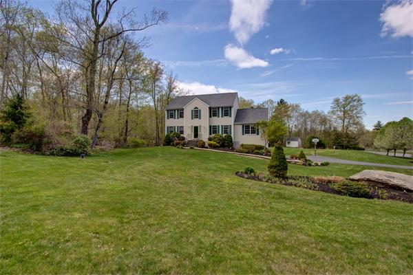 11 Butler Road Mendon, MA 01756 - Photo 2 of 30 Gallery Image 2