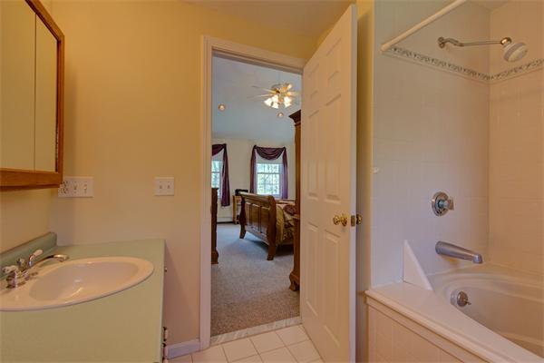 11 Butler Road Mendon, MA 01756 - Photo 26 of 30 Gallery Image 26