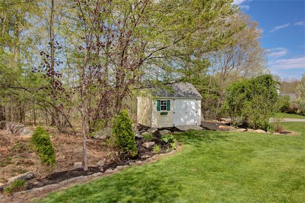 11 Butler Road Mendon, MA 01756 - Photo 6 of 30 Gallery Image 6