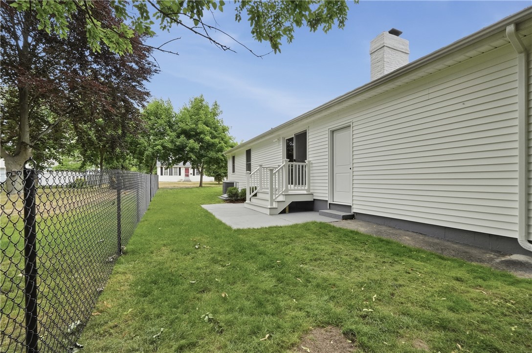 76 Beverly Road East Providence, RI 02915 - Photo 45 of 45