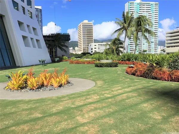 $3,150 | 88 Piikoi Street, Unit 1801, Honolulu, HI 96814