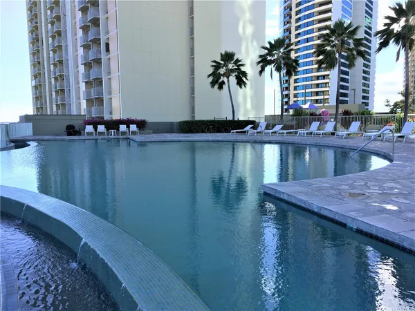 $3,150 | 88 Piikoi Street, Unit 1801, Honolulu, HI 96814