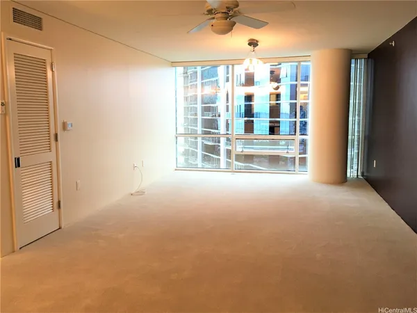 $3,150 | 88 Piikoi Street, Unit 1801, Honolulu, HI 96814