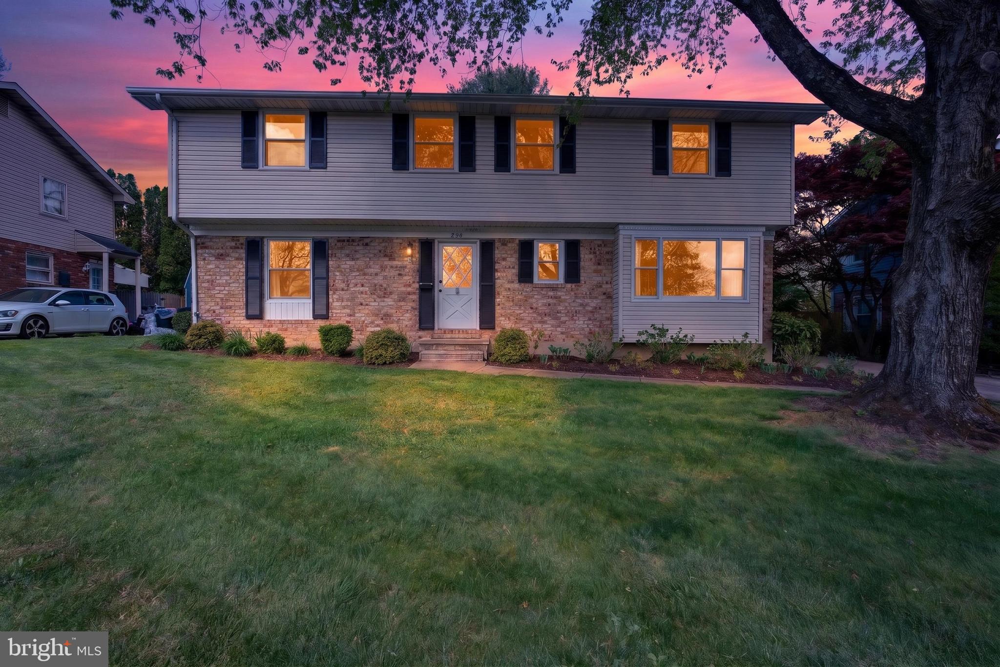 264 East Padonia Road Cockeysville, MD 21030 - Photo 4 of 53 a front view of a house with a yard