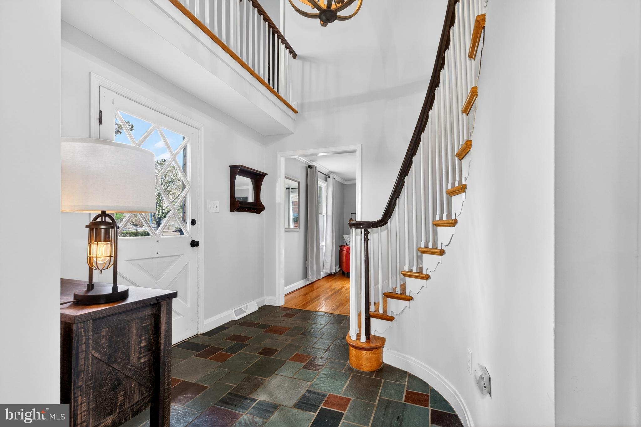 264 East Padonia Road Cockeysville, MD 21030 - Photo 9 of 53 a view of entryway and hall