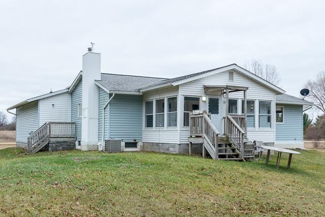 10610 Coopersfield Road Chelsea, MI 48118 - Photo 2 of 31 Photo 2