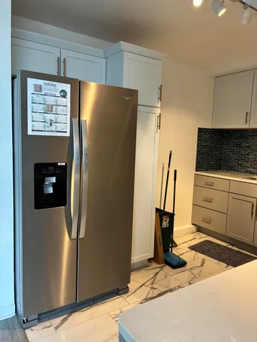 $110,000 | 8900 East Jefferson Avenue, Unit 632, Detroit, MI 48214