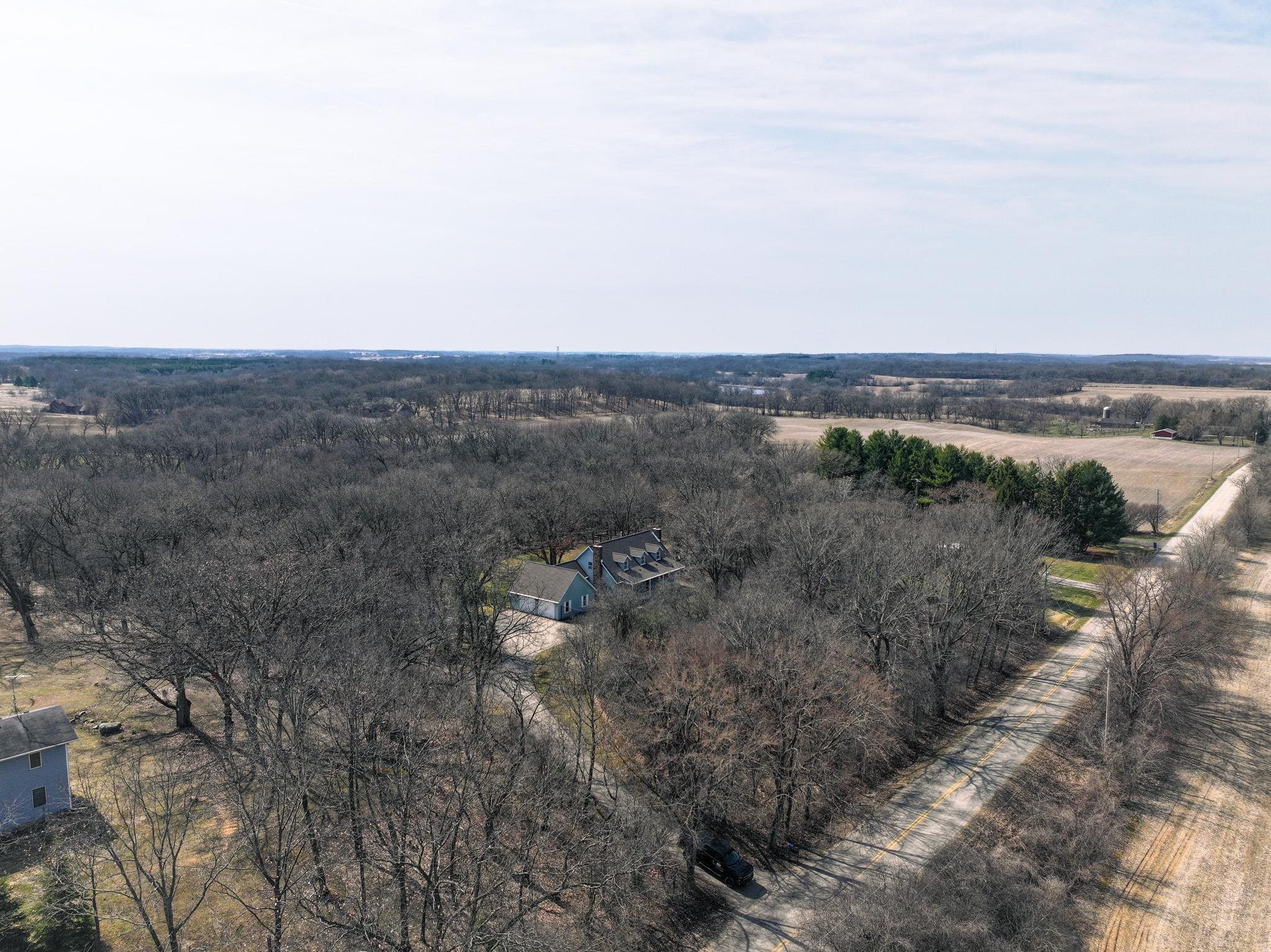 W7939 Territorial Road Delavan, WI 53115 - Photo 5 of 89