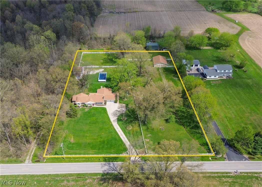 11671 Green Beaver Road Canfield, OH 44406 - Photo 5 of 45