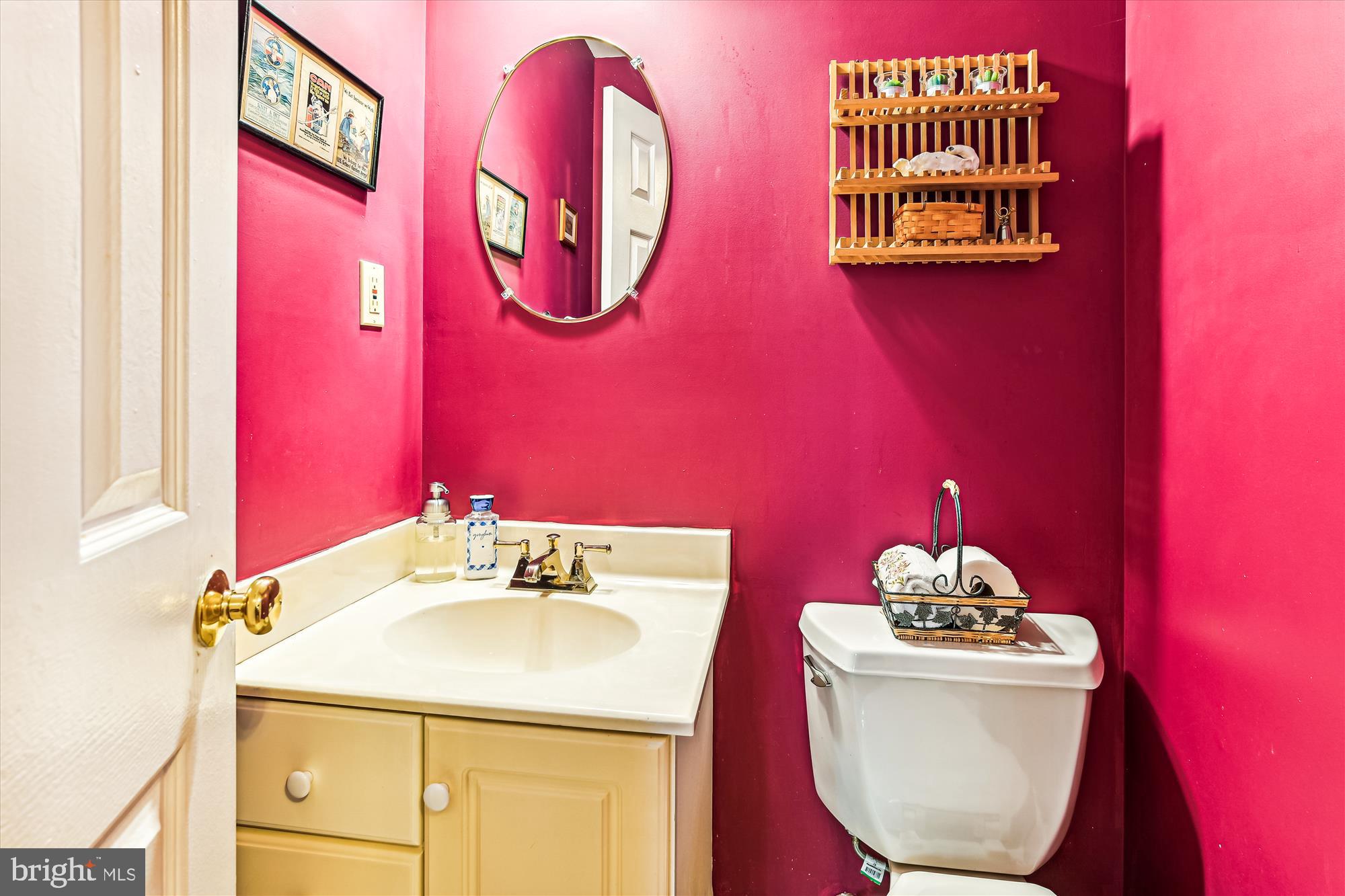 128 Claiborne Road Edgewater, MD 21037 - Photo 29 of 68 Main Level Half Bath