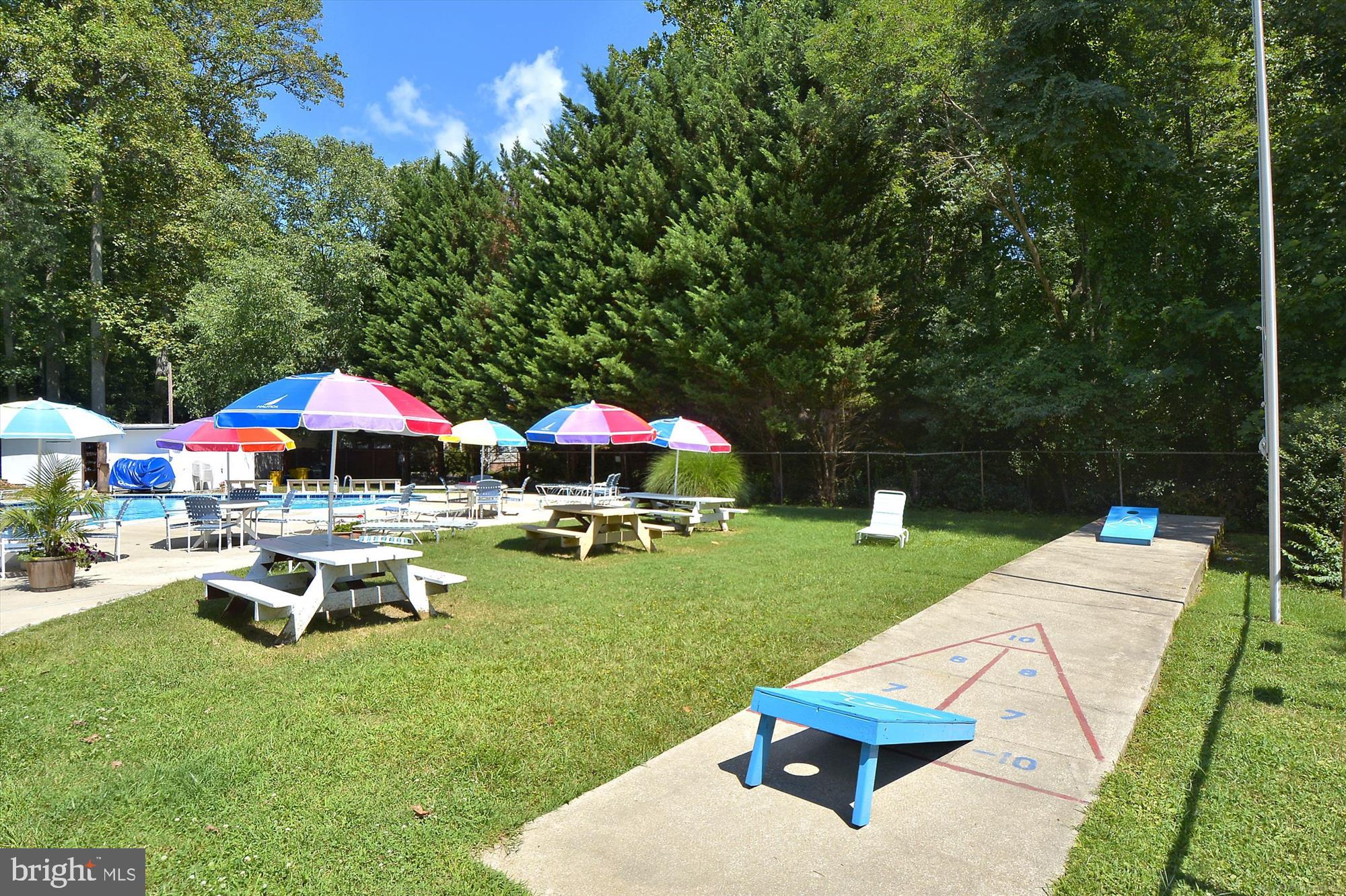 128 Claiborne Road Edgewater, MD 21037 - Photo 61 of 68 Southdown Shuffleboard Corn Hole