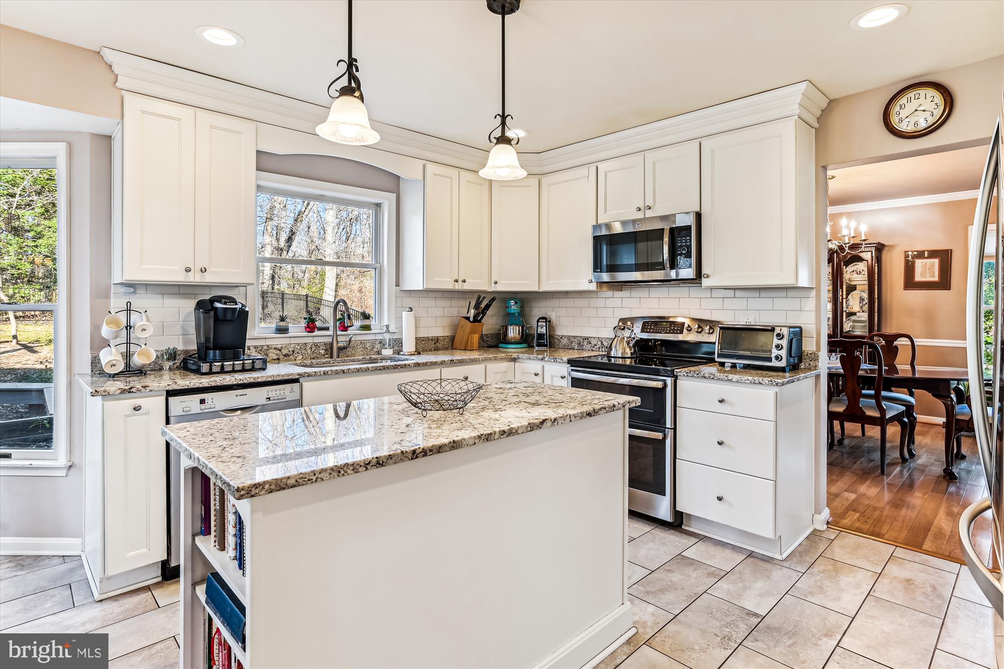 128 Claiborne Road Edgewater, MD 21037 - Photo 9 of 68 Kitchen
