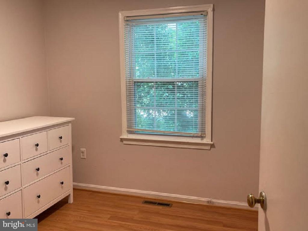 5911 Grand Banks Road Columbia, MD 21044 - Photo 27 of 30 Bedroom 3