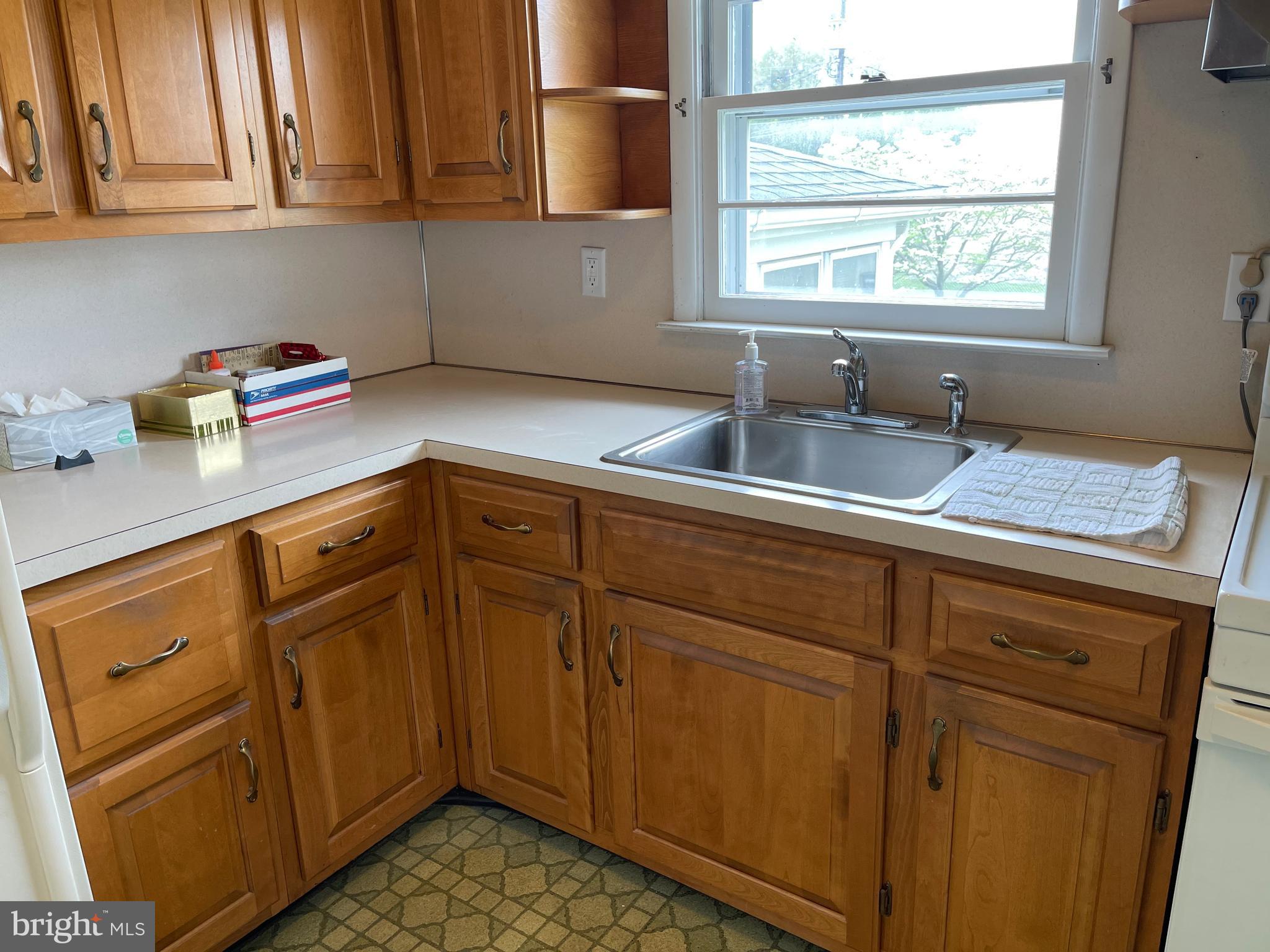 108 David Road Wilmington, DE 19804 - Photo 11 of 31 Gallery Image 11
