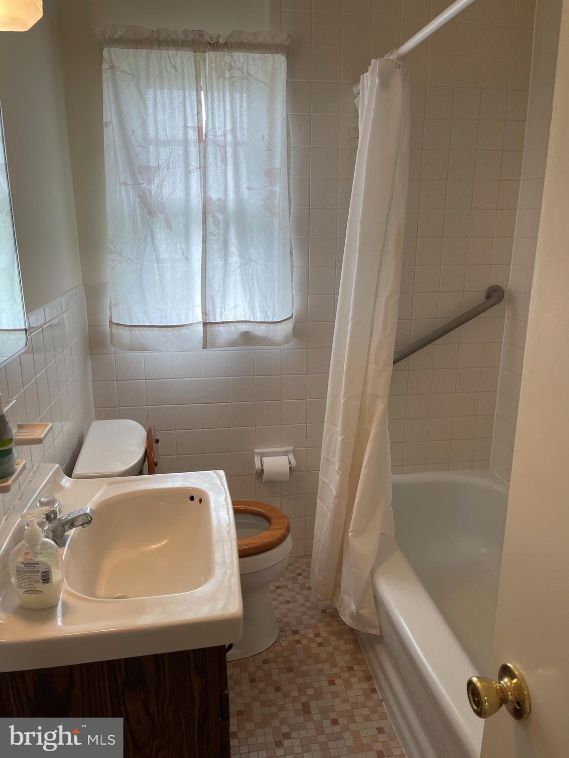 108 David Road Wilmington, DE 19804 - Photo 20 of 31 Gallery Image 20