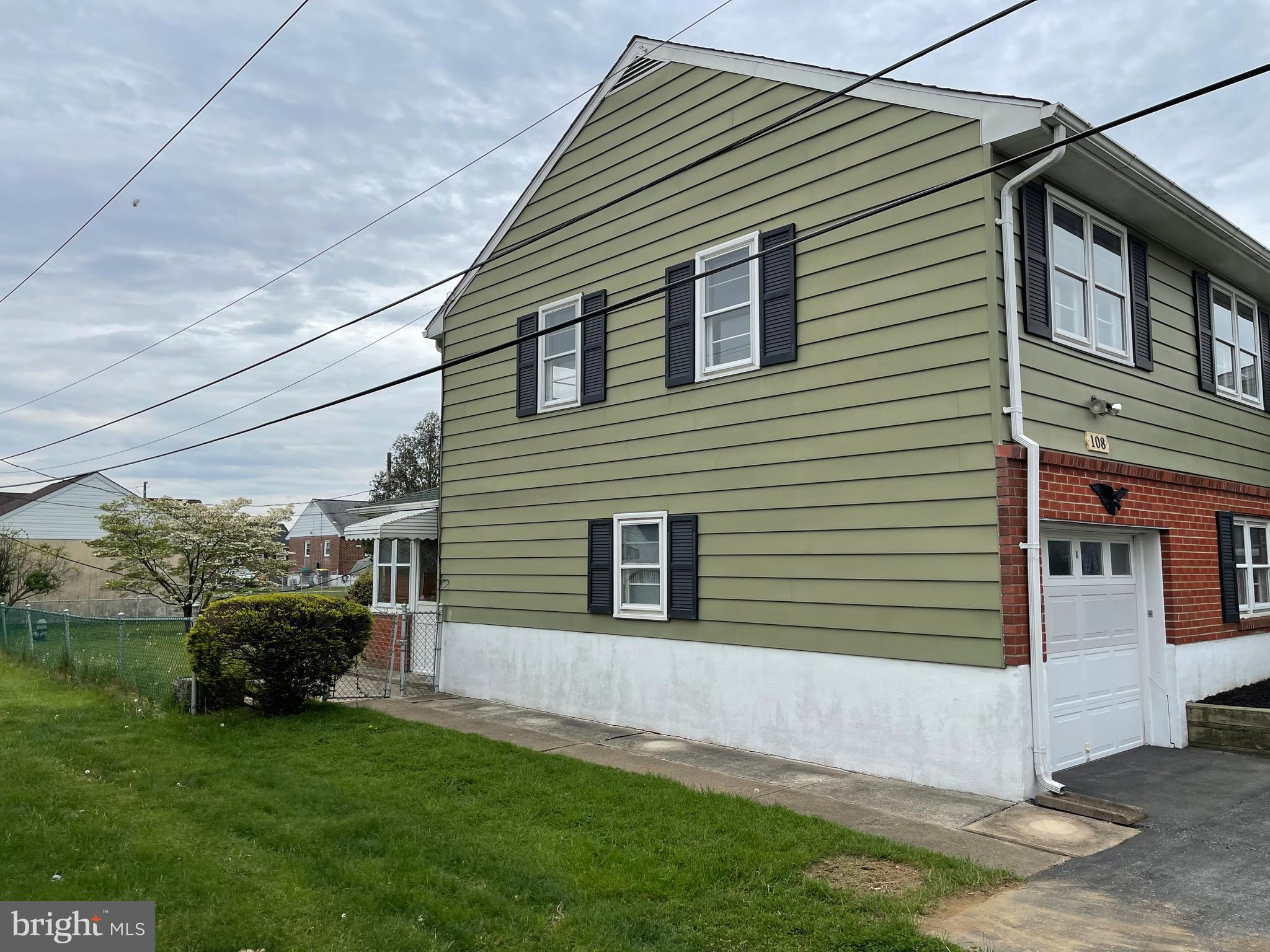 108 David Road Wilmington, DE 19804 - Photo 4 of 31 Gallery Image 4