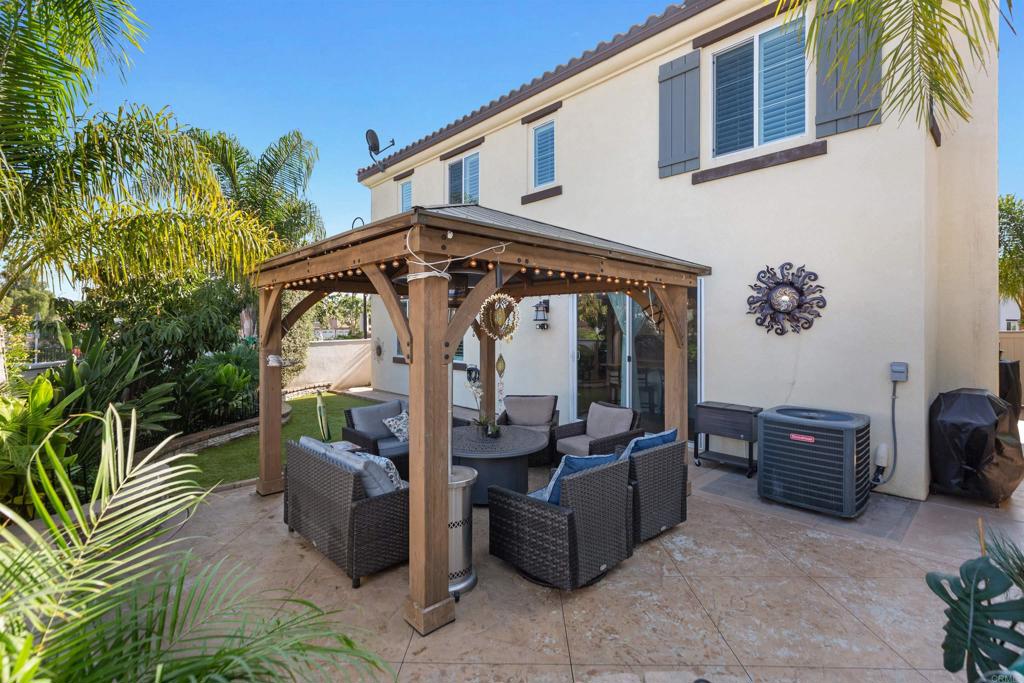 4260 C. Del Vista Oceanside, CA 92057 - Photo 29 of 38 a front view of a house