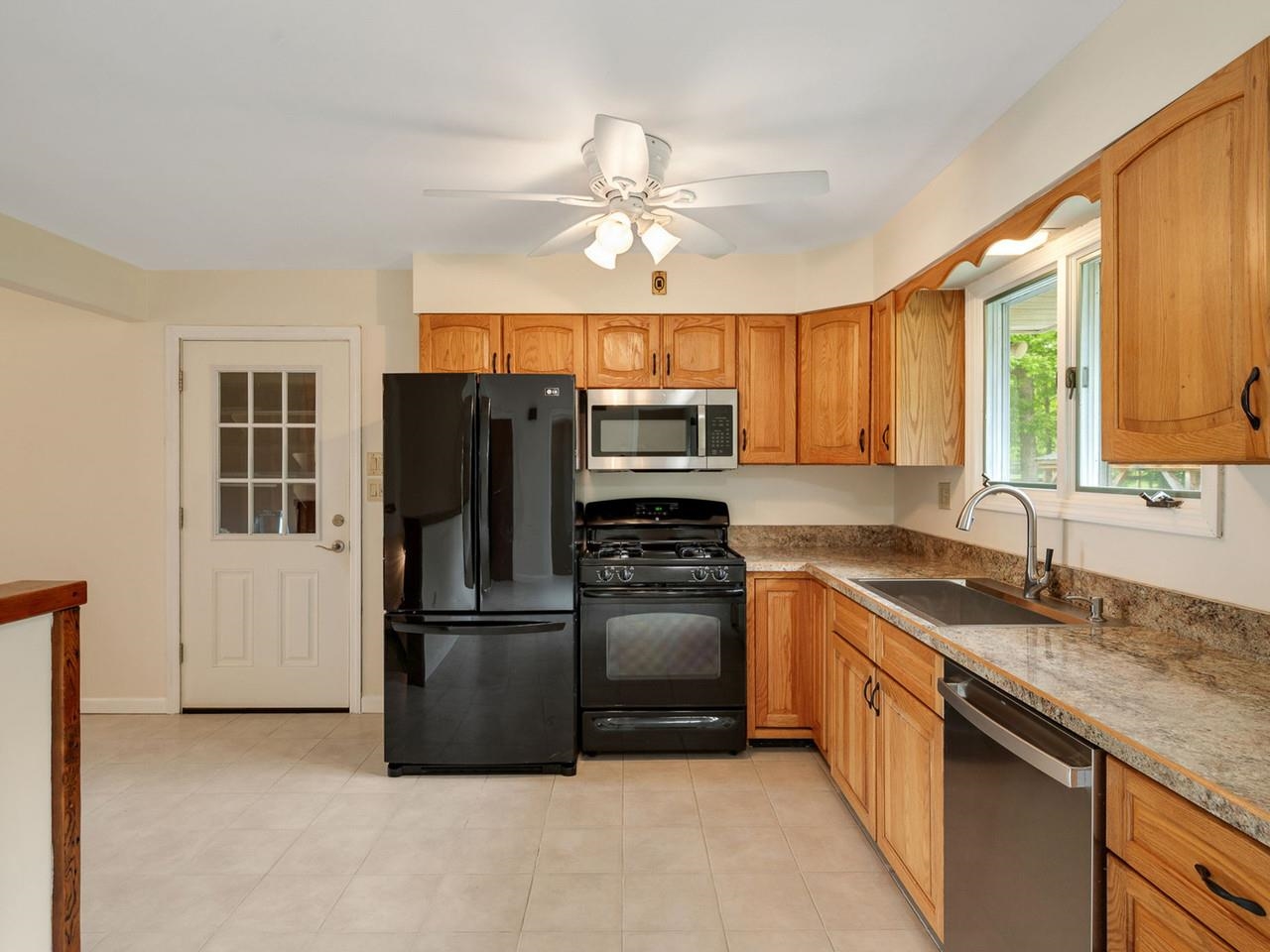 1457 Sand Road Ferrisburgh, VT 05456 - Photo 9 of 56 Gallery Image 9