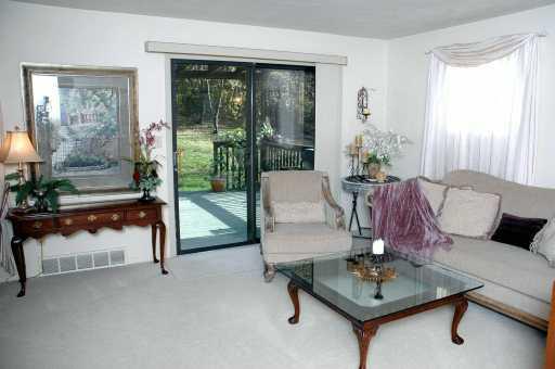 377 Oak Road Plum, PA 15239 - Photo 2 of 8 Other.