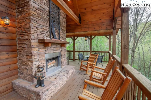 a view of utility room and tree