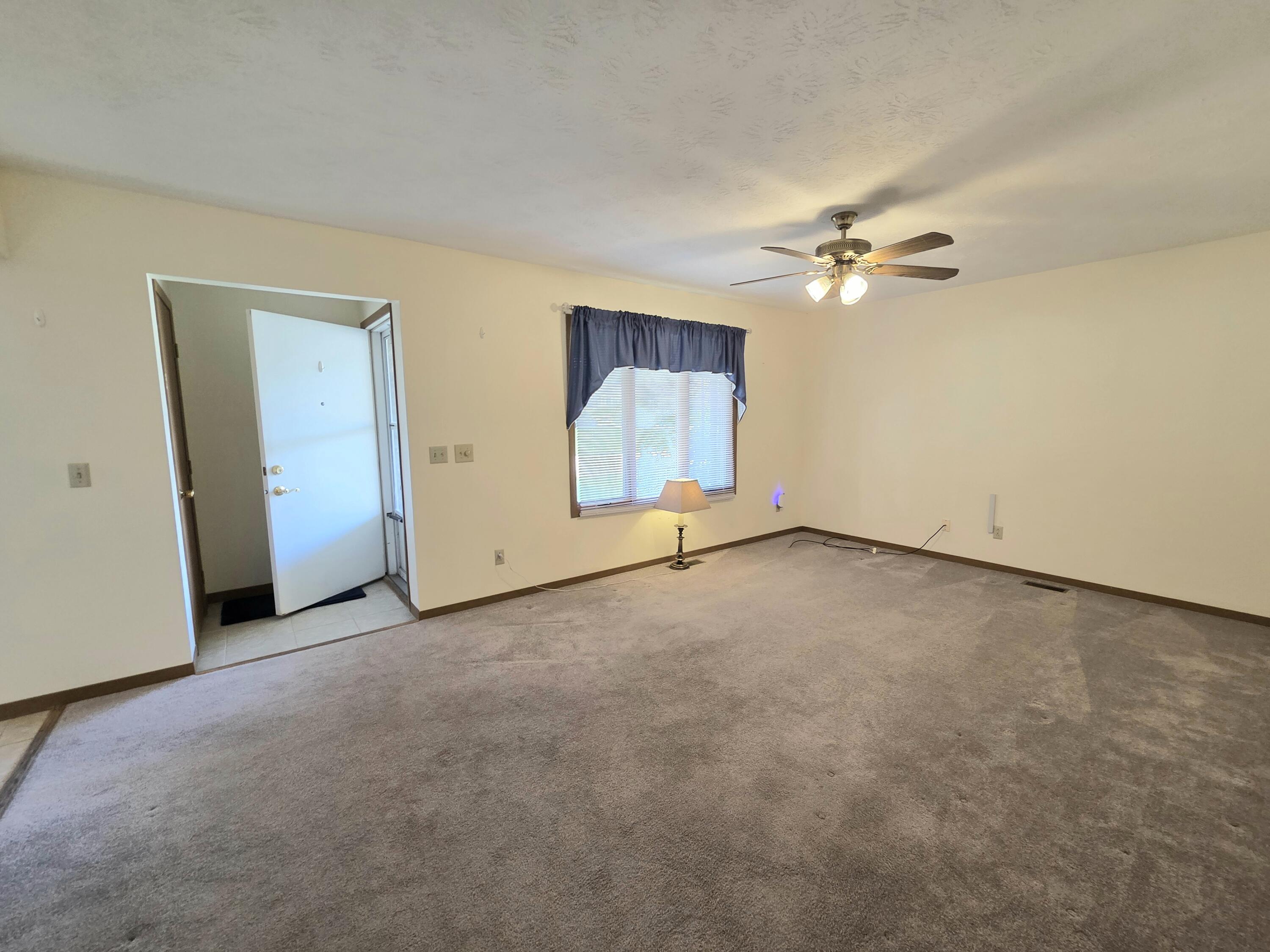 3032 Armsgate Road, Unit 25 Springfield, OH 45503 - Photo 3 of 29