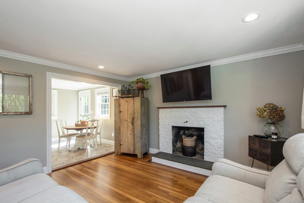 336 Cook Marlborough, MA 01752 - Photo 13 of 24 Gallery Image 13