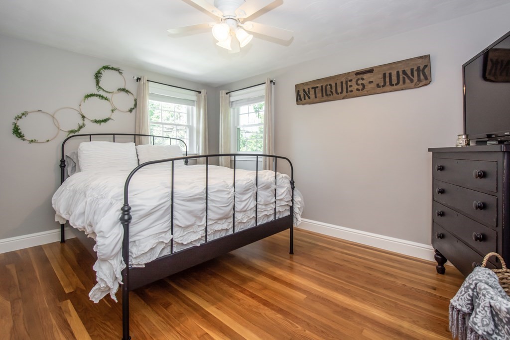 336 Cook Marlborough, MA 01752 - Photo 14 of 24 Gallery Image 14