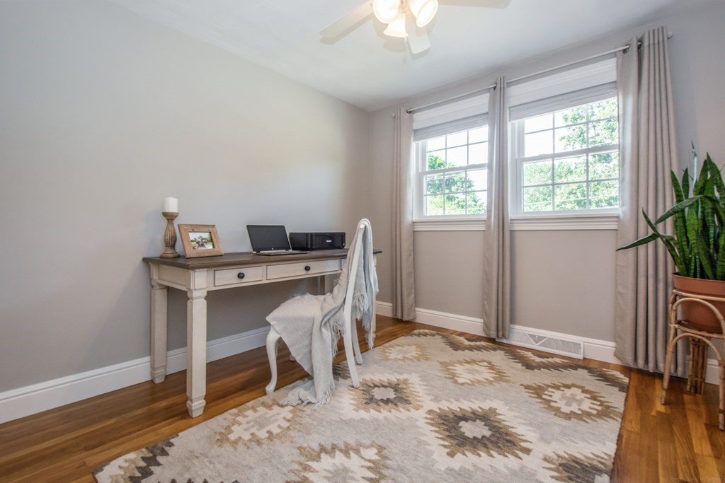 336 Cook Marlborough, MA 01752 - Photo 16 of 24 Gallery Image 16