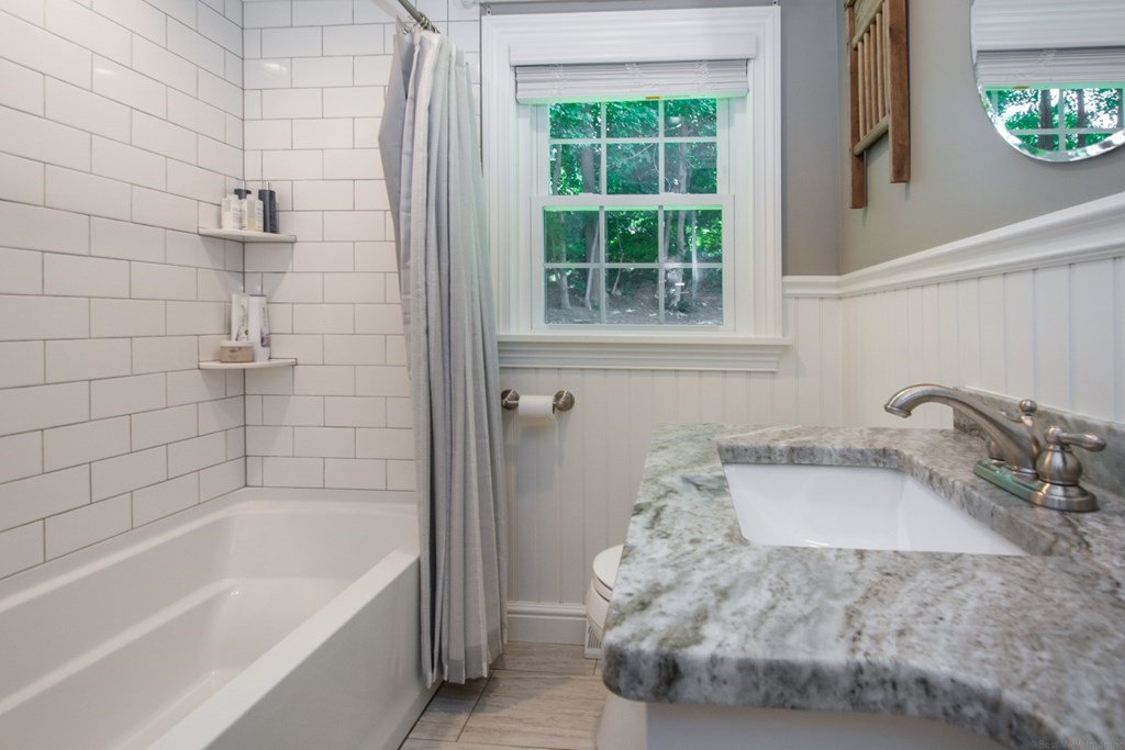 336 Cook Marlborough, MA 01752 - Photo 18 of 24 Gallery Image 18