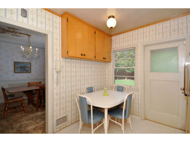 474 Chatham Road Burlingame, CA 94010 - Photo 6 of 18 Gallery Image 6