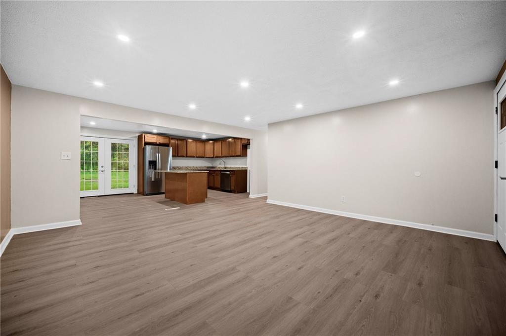 260 Stotler Road Pittsburgh, PA 15235 - Photo 8 of 44 Gallery Image 8