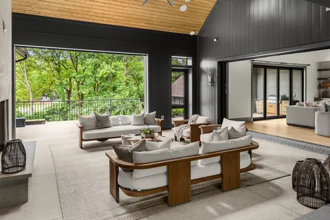 $5,300,000 | 4600 Villa Green Drive, Nashville, TN 37215