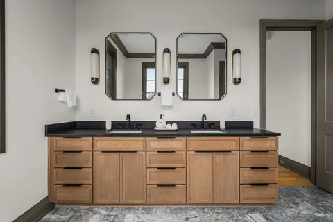 $5,300,000 | 4600 Villa Green Drive, Nashville, TN 37215