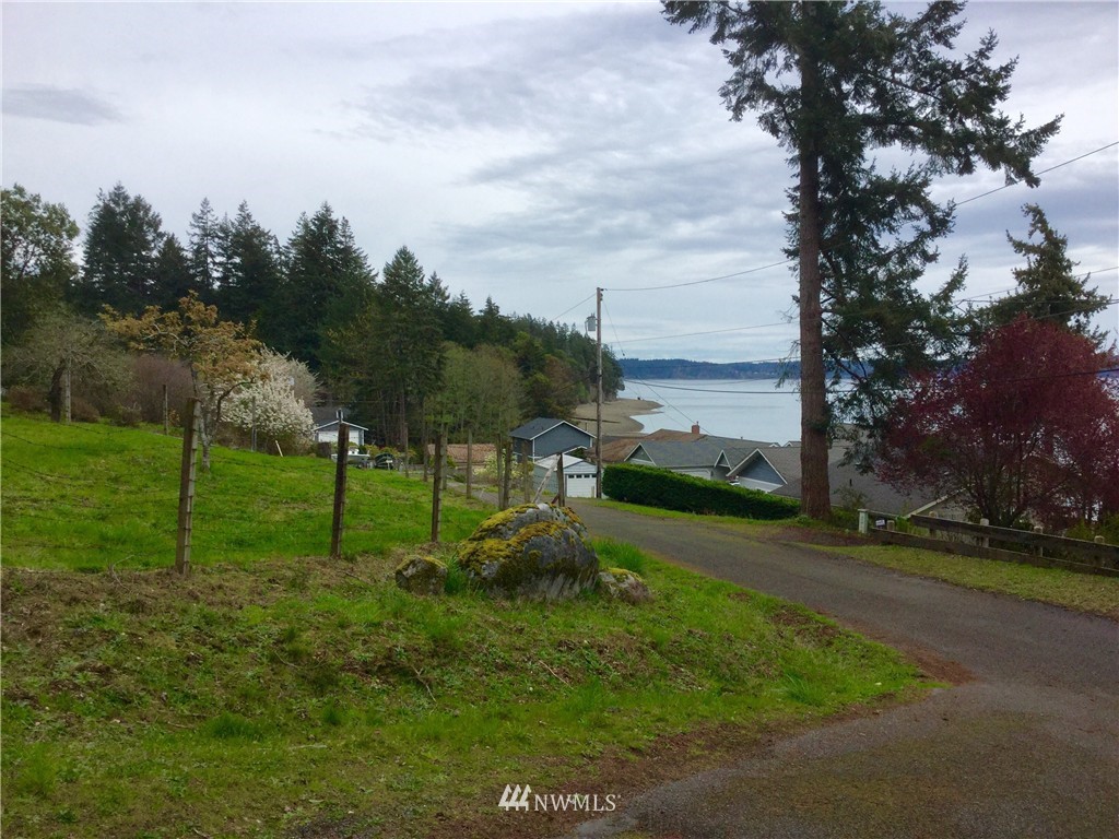 14 East Rauschert Road Grapeview, WA 98546 - Photo 2 of 12 Gallery Image 2