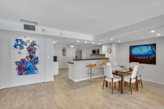 a view of a tennis court