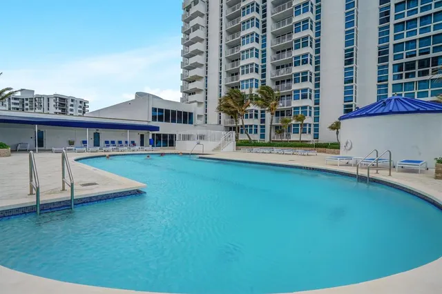 $999,999 | 1360 South Ocean Boulevard, Unit 2603, Pompano Beach, FL 33062