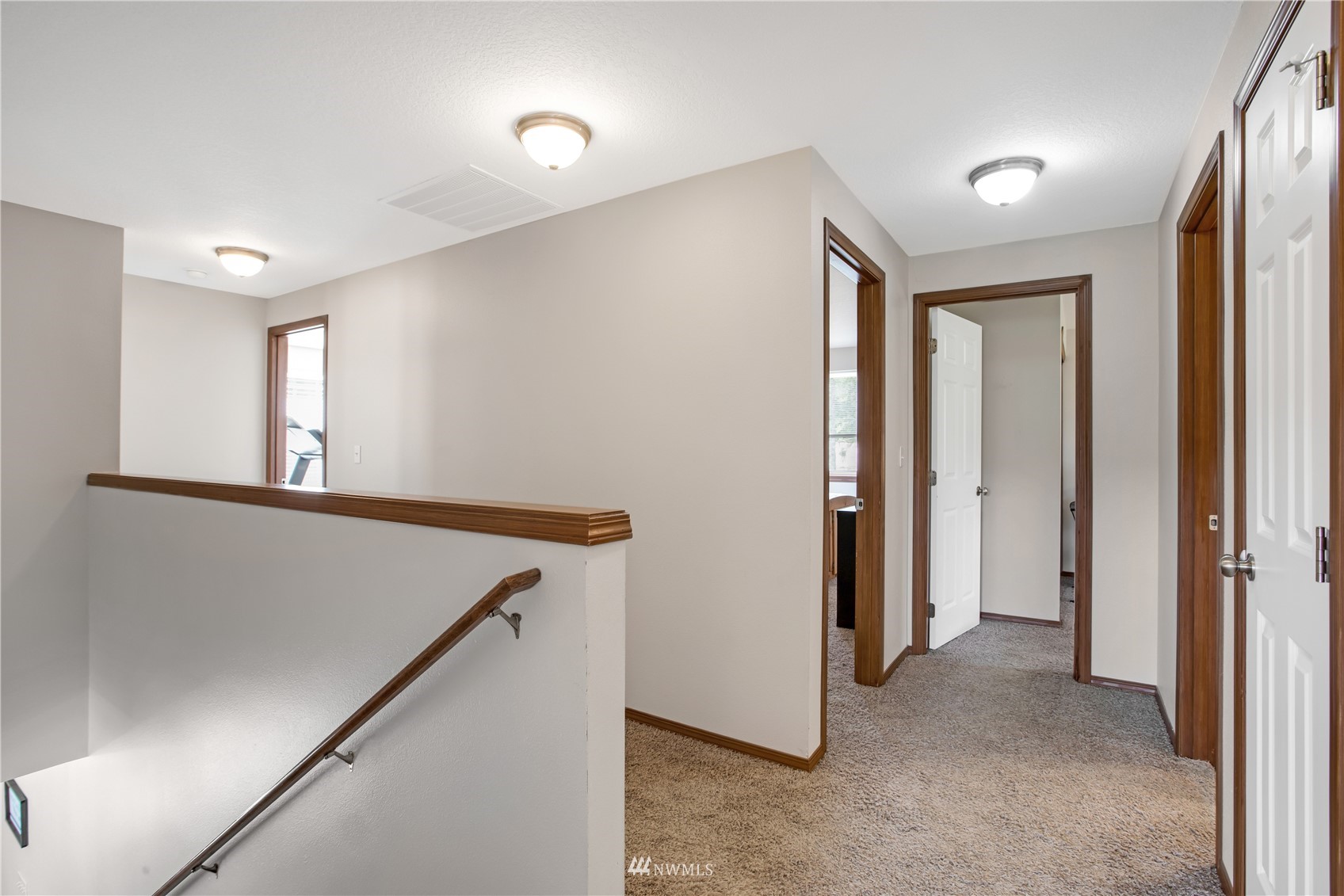 8930 Fox Ridge Lane Southeast Olympia, WA 98513 - Photo 17 of 28 Gallery Image 17