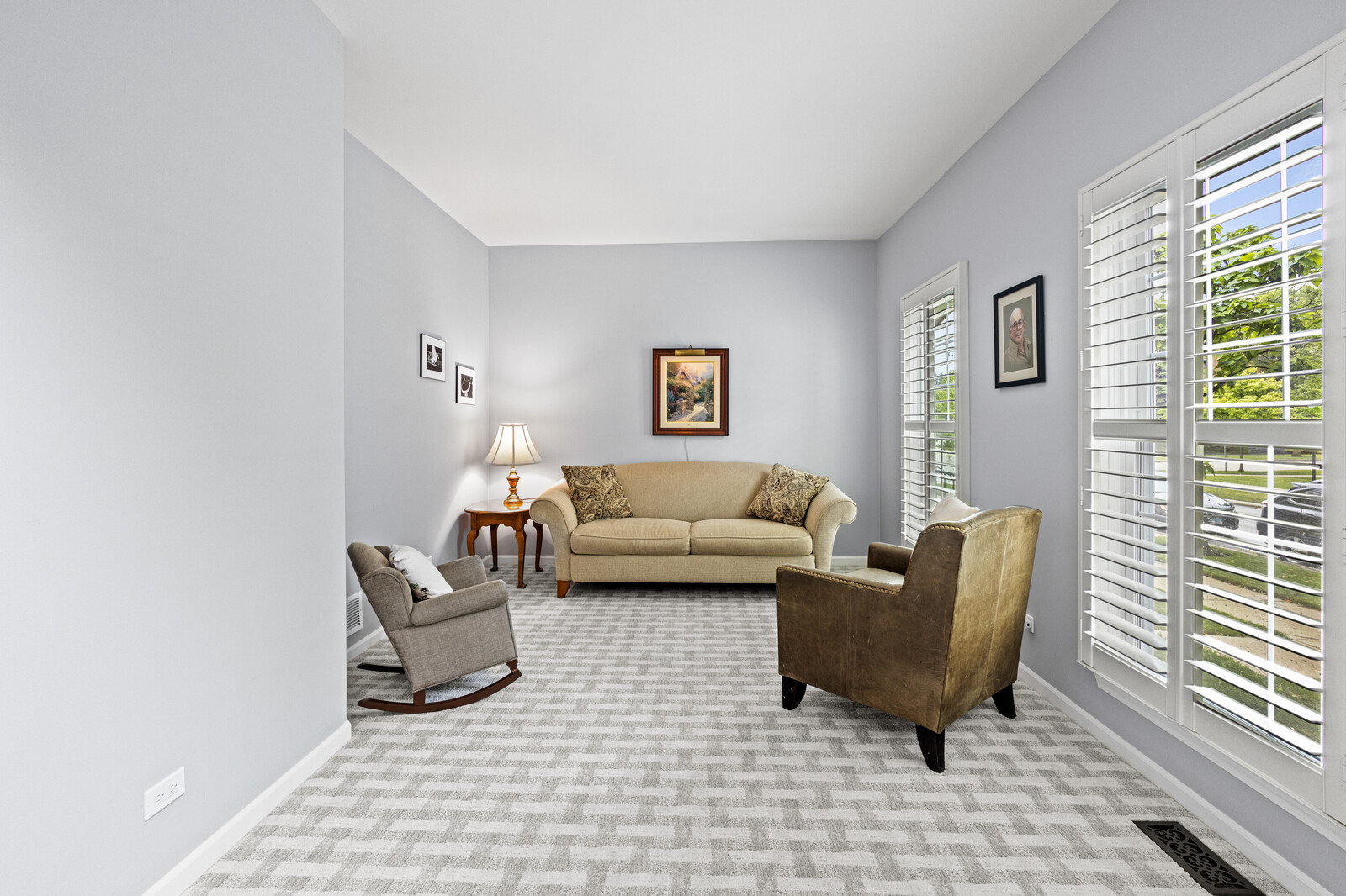 1006 Cedar Street Park Ridge, IL 60068 - Photo 3 of 34 Gallery Image 3