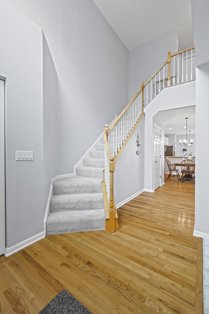1006 Cedar Street Park Ridge, IL 60068 - Photo 6 of 34 Gallery Image 6