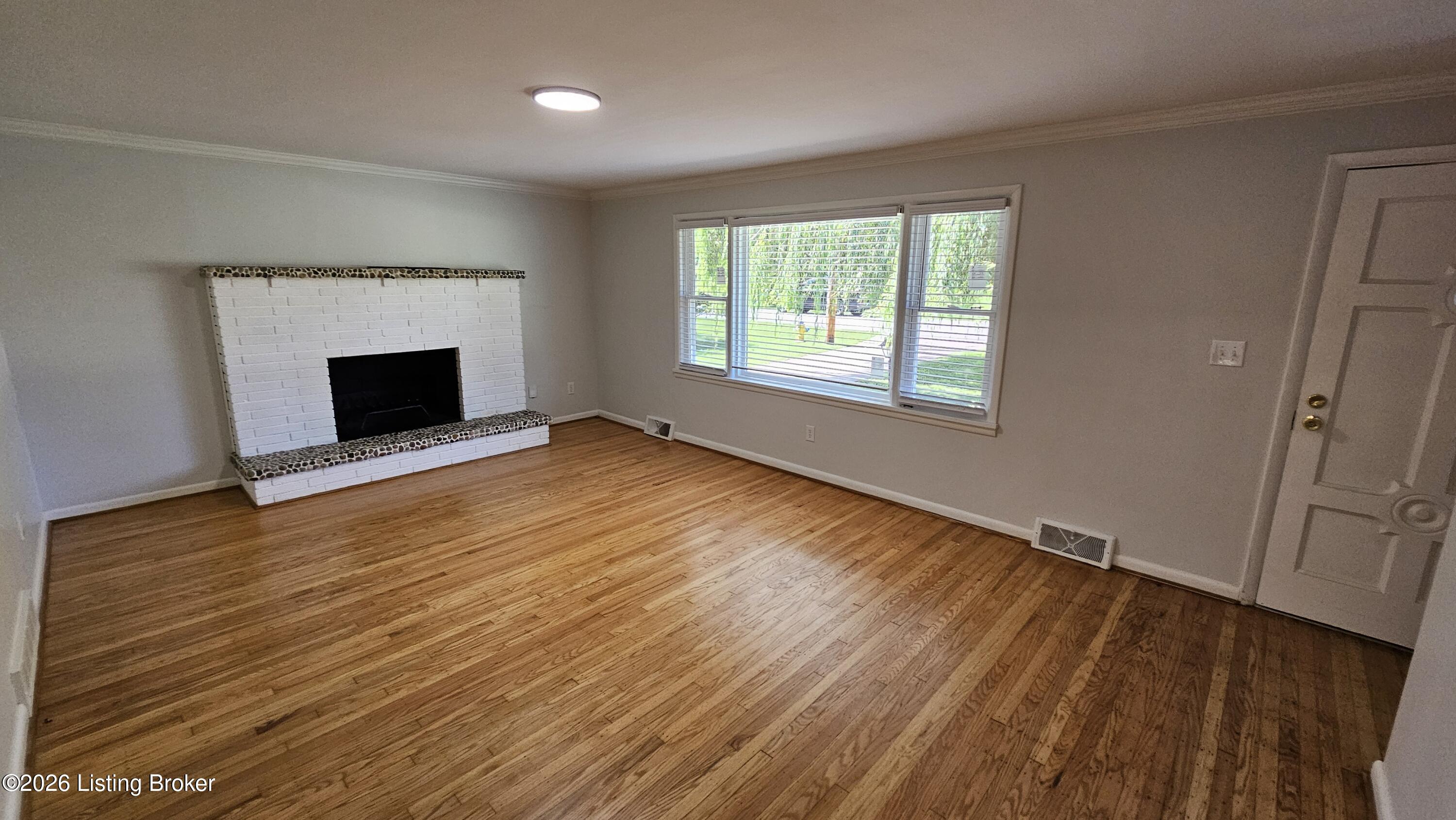 3131 Marlin Road Louisville, KY 40220 - Photo 15 of 68 Living Room