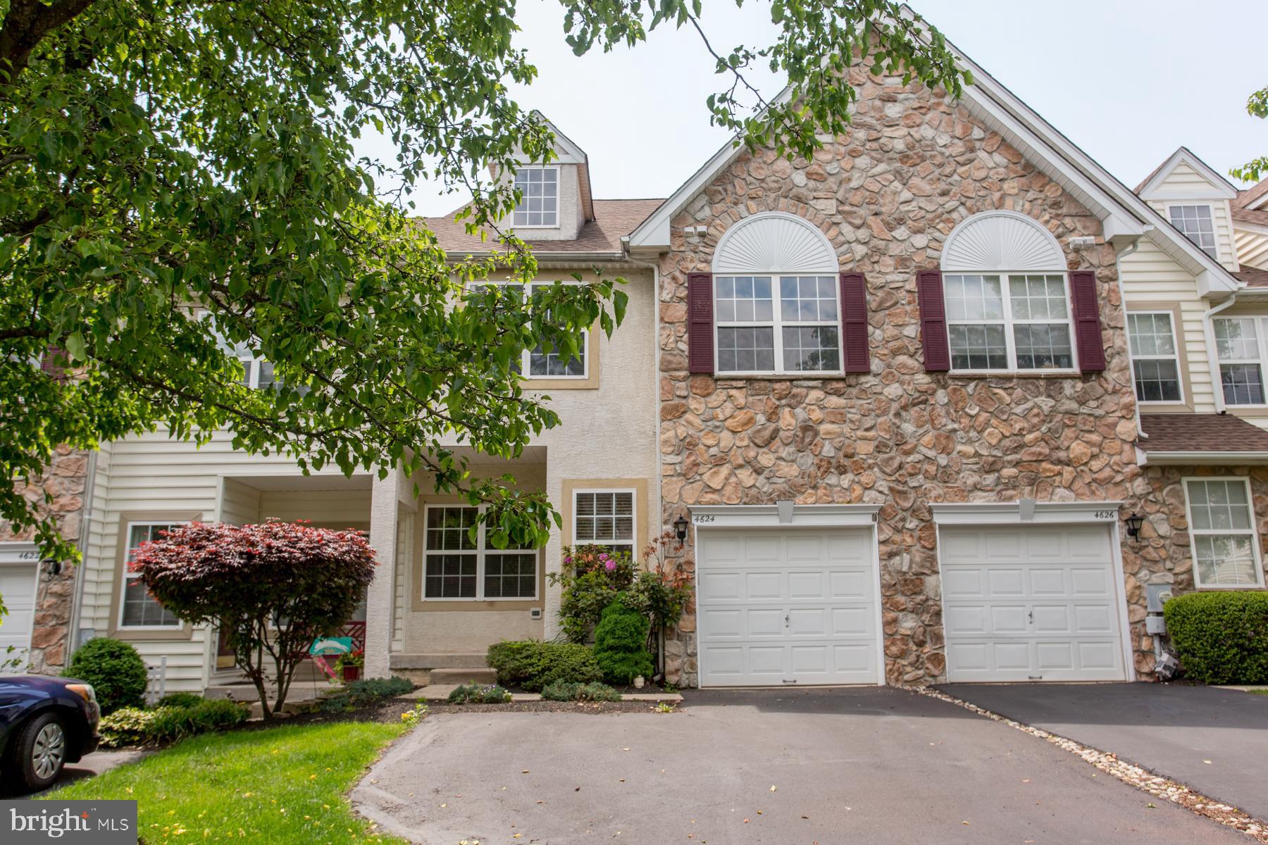 4624 Old Oak Road Doylestown, PA 18902 - Photo 2 of 63 Gallery Image 2