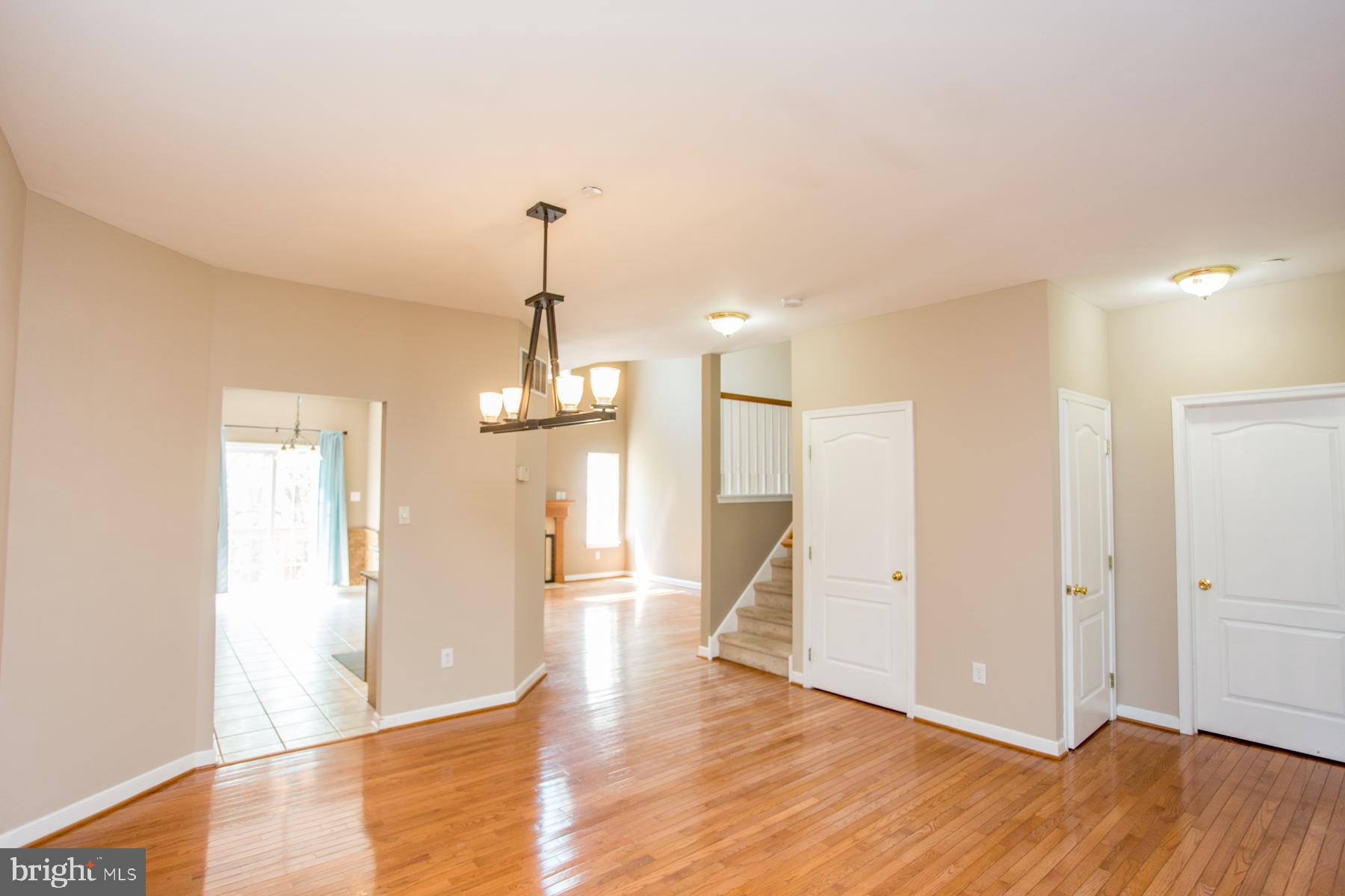4624 Old Oak Road Doylestown, PA 18902 - Photo 9 of 63 Gallery Image 9