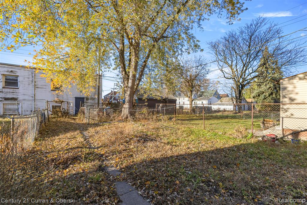 62 East Cicotte Street River Rouge, MI 48218 - Photo 12 of 15
