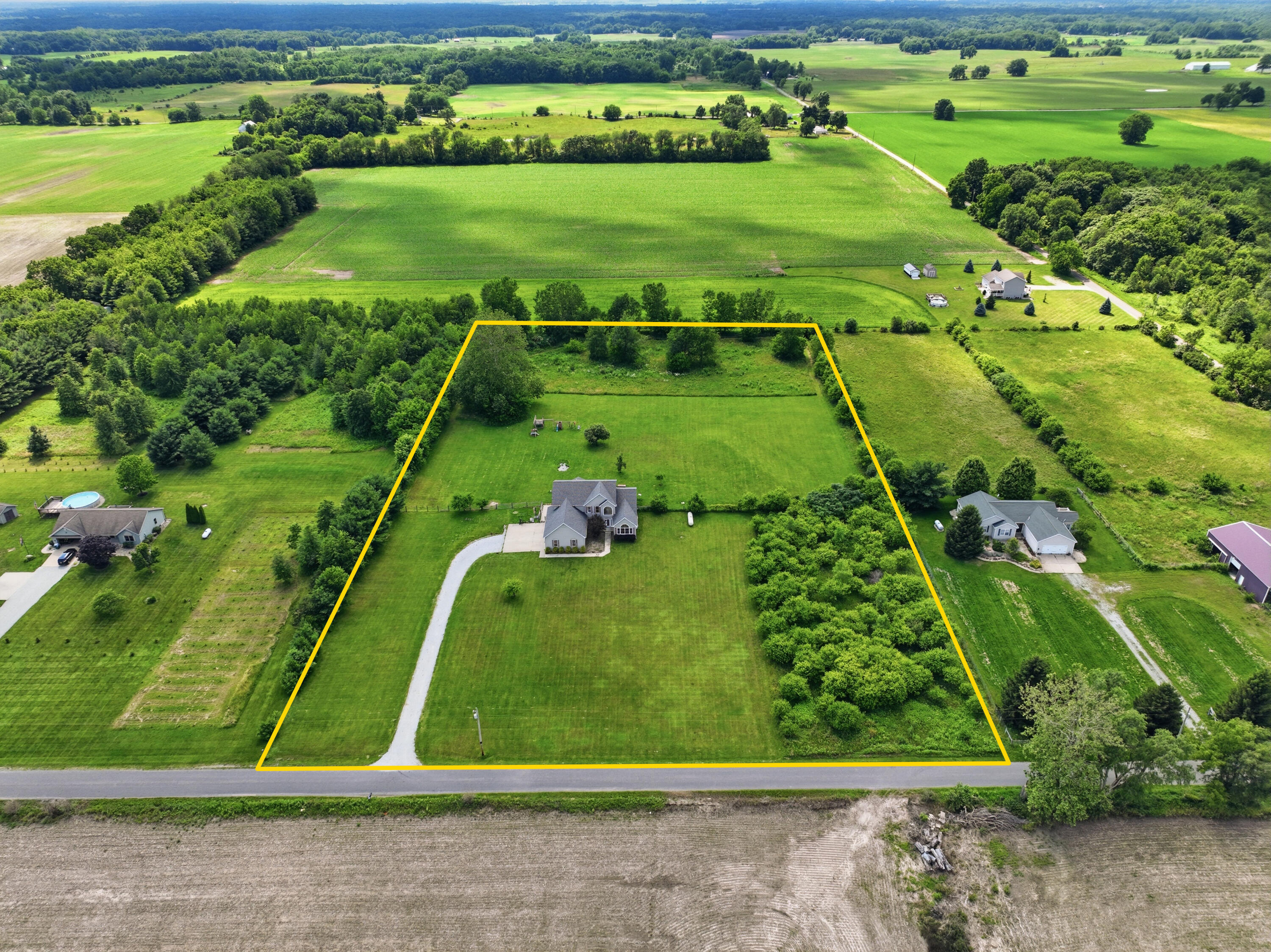 2881 North Sage Road Walkerton, IN 46574 - Photo 4 of 43 3000x2247