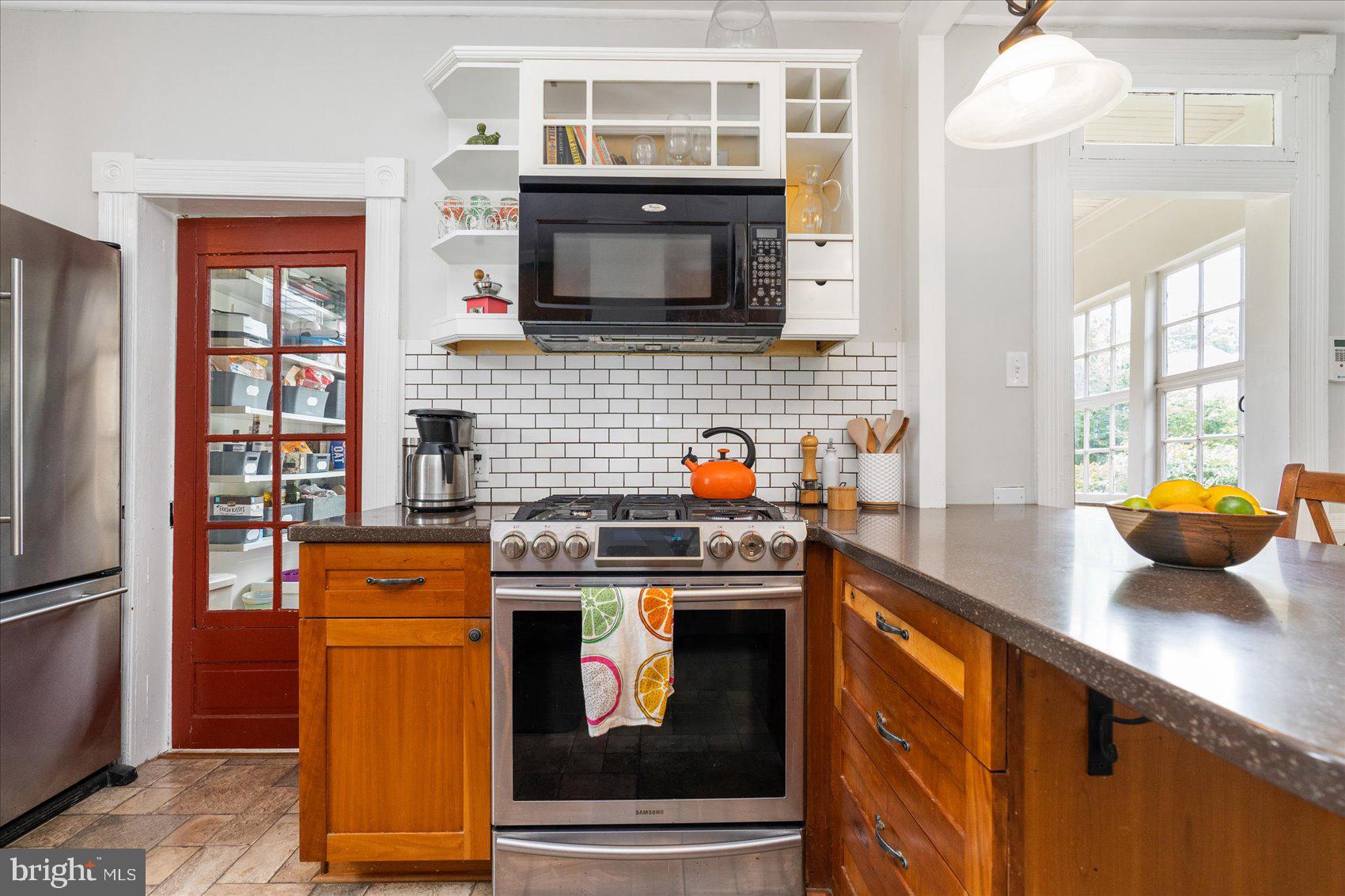 505 Cedarcroft Road Baltimore, MD 21212 - Photo 16 of 48 Kitchen